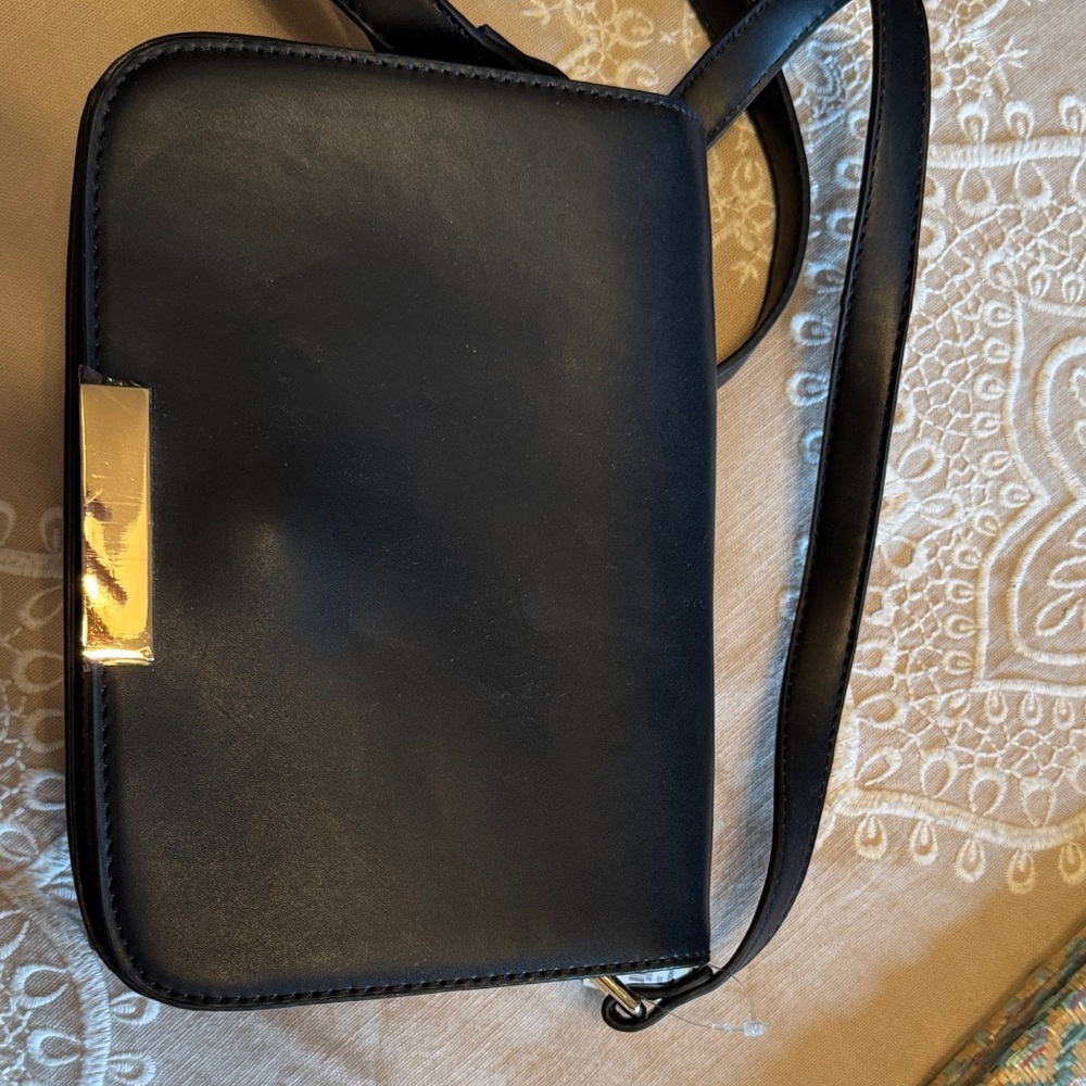 Elegant Black  Crossbody Bag